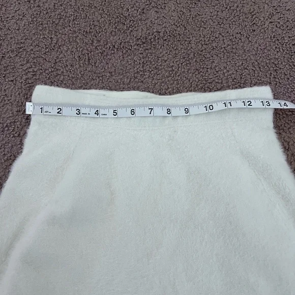 Whitney Simmons × Gymshark Eyelash
Knit Shorts | Size M - Picture 8 of 10